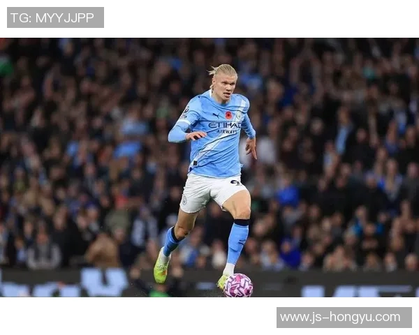 哈兰德与姆巴佩欧冠巅峰对决引发全球热议新一代足球传奇对抗即将上演